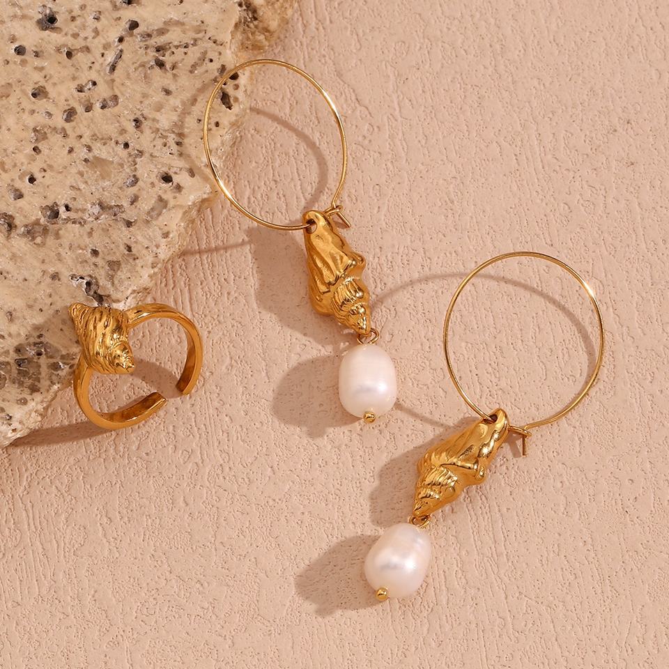 Dreamshow Fresh Water Pearl Conch Design Drop Earring And Ring Set 18K Dreamshow Fresh Water Pearl Conch Design Drop Earring And Ring Set 18K