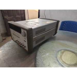 Alimentation électrique à triple sortie E3631A d'occasion, 1 pièce - Product Image 3