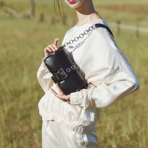 กระเป๋าสะพายไหล่แฟชั่นสไตล์ลำลองย้อนยุค รุ่นใหม่มาแรง ดีไซน์เก๋ไก๋  กระเป๋าถือใต้วงแขน  กระเป๋าใส่ของขนาดเล็กสำหรับทำงาน - Product Image 3