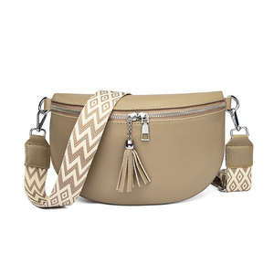 กระเป๋าสะพายข้างหนังลำลองแฟชั่นสำหรับผู้หญิง สไตล์สปอร์ตแฟชั่นใหม่ - Product Image 1