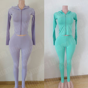 Setelan Olahraga Wanita 2025 Musim Gugur, Atasan Crop Top Stretch Custom dengan Legging Skinny, Pakaian Fitness, Setelan Senada Wanita 2 Potong - Product Image 3