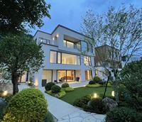Ventanas Abatibles de Aluminio con Doble Acristalamiento y Borde Estrecho, Color Personalizado, Elegantes, para Proyectos Arquitectónicos Residenciales