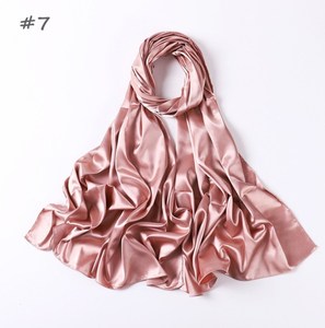 Venta al por mayor Mujeres Premium Satén Seda Chal Hijab Bufanda Musulmana Señoras Turbante Head Wrap <span class=keywords><strong>Medina</strong></span> Seda Hijab - Product Image 6