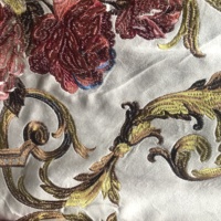 Tissu d'ameublement personnalisé en velours brodé tricoté uni 100% polyester pour canapé, voiture, textile de maison - Antistatique et respirant