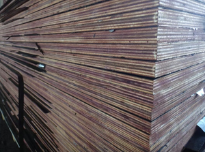 <span class=keywords><strong>Tablero</strong></span> <span class=keywords><strong>fenólico</strong></span> de <span class=keywords><strong>encofrado</strong></span> de madera contrachapada con película negra de alta calidad para muebles/construcción precios al por mayor - Product Image 5