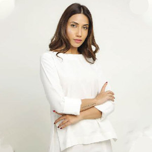Camisa Blanca de Manga Larga para Mujer, 100% Calidad, Corte Holgado, Estilo Casual, Cuello Redondo, Top de Manga Corta y Pantalón Ancho con Pliegues Delanteros - Product Image 6