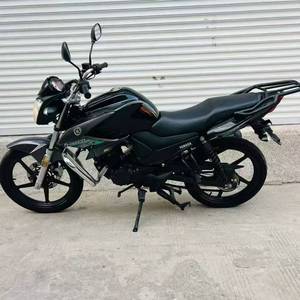 Motocyclette de tourisme <span class=keywords><strong>Yamaha</strong></span> FZ125 d'occasion vendue directement par le fabricant, équipée d'un moteur monocylindre 125cc à quatre temps refroidi par air, à essence. - Product Image 4