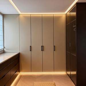 Vestidor Nórdico, Armario Beige y Negro con Iluminación Integrada, Gabinetes con Puertas de Vidrio para el Hogar - Product Image 4