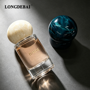 Venta al por mayor de botellas de <span class=keywords><strong>perfume</strong></span> de vidrio redondas vacías personalizadas 2026 de 15ml, 30ml, 50ml, 100ml, transparentes, con cierre a presión y caja. - Product Image 2