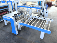 Ligne de production de laminage à chaud PUR, machine automatique de collage de panneaux pour film décoratif et placage bois