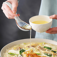 Cuillères de service en céramique chinoise, cuillères à soupe udon pho en porcelaine, cuillères à ramen asiatiques et japonaises