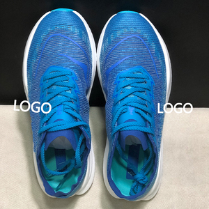 รองเท้า TopOne Rocket <span class=keywords><strong>X</strong></span> <span class=keywords><strong>One</strong></span>-<span class=keywords><strong>one</strong></span> สำหรับผู้ชายและผู้หญิง น้ำหนักเบา วัสดุคาร์บอน สำหรับวิ่ง ใช้แทน <span class=keywords><strong>Hoka</strong></span> ได้ มีซับในตาข่าย แบบผูกเชือก เหมาะสำหรับกิจกรรมกลางแจ้งและไลฟ์สไตล์ - Product Image 3