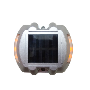Luce Solare ad Alta Luminosità per Segnaletica Stradale in Alluminio, Riflettente Prismatica ad Alta Intensità, Protezione IP68, LED Lampeggiante per Sicurezza Autostradale - Product Image 4