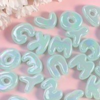 Perles de lettres en acrylique irisées effet gelée, plaquées UV, entretoises alphabétiques pour DIY, breloques de téléphone, accessoires de porte-clés, vente en gros en vrac