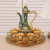 Ensemble de bar à manger en métal, ensemble de table de style arabe vintage pour la maison, ensemble cadeau de tasse à vin haut de gamme en alliage d'or de luxe