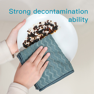 Paño de Cocina de Microfibra Azul, 300gsm, Cuadrado, de Secado Rápido, Suave y Absorbente, Reutilizable y Lavable a Máquina - Product Image 4