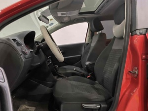 Volkswagen <span class=keywords><strong>Polo</strong></span> 2018 1.5L Automático Comfortline HATCHBACK, Auto Usado, Bajo Kilometraje, Buen Estado, para Exportación - Product Image 4