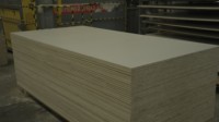 Tablero de Melamina Impermeable de 18 mm a Precio Económico para Uso en Cocina, Baño y Decoración de Interiores