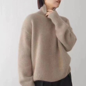 Herbst-Winter Damen-Pullover Flauschiger Gerippter Rollkragenpullover Locker Geschnitten mit Überschnittener Schulter und Weiten Ärmeln Gerippte Bündchen Kuschelig Weich - Product Image 1