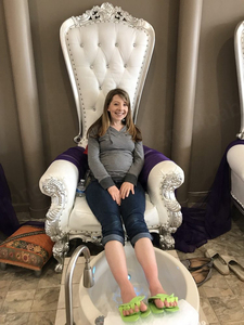 Vente en gros bon marché d'usine Great Foshan Ensemble chaise et bol de spa pour pédicure et manucure en cuir et bois massif blanc au design raffiné - Product Image 3