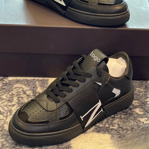 รองเท้าดีไซเนอร์สุดหรูรุ่นใหม่ปี 2026 รองเท้าผ้าใบลำลองสีดำสำหรับผู้หญิงแบรนด์ V รองเท้าลำลองแบรนด์หรูสำหรับผู้ชาย - Product Image 3