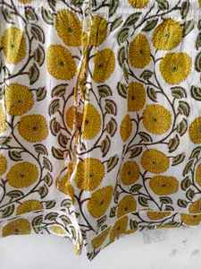 Ensemble de pyjama 2 pièces unisexe pour femme en coton tissé respirant à motif floral, séchage rapide, élégant, pour printemps, automne et été, vente en gros - Product Image 4