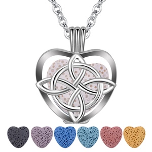 Isunni noir coeur cage lave pierre pendentif huile essentielle diffuseur médaillon collier - Product Image 2