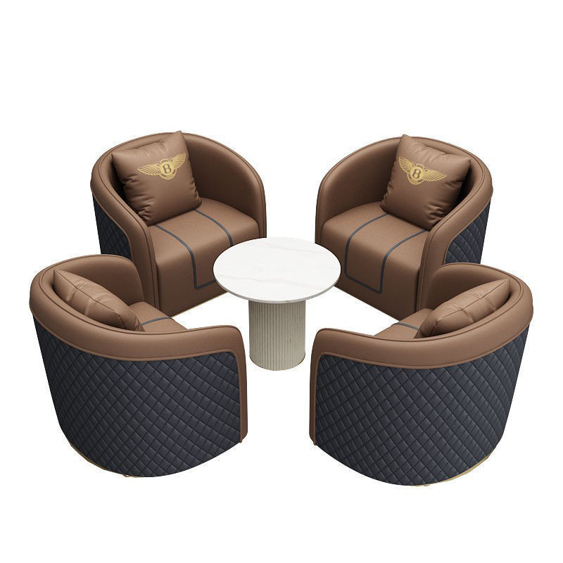 Una mesa y cuatro sillas (marrón-gris)