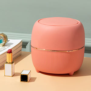 <span class=keywords><strong>Poubelle</strong></span> <span class=keywords><strong>de</strong></span> bureau en plastique <span class=keywords><strong>de</strong></span> haute qualité petites collations petites pièces <span class=keywords><strong>tri</strong></span> bac <span class=keywords><strong>de</strong></span> rangement en plastique bureau Mini presse <span class=keywords><strong>poubelle</strong></span> - Product Image 4