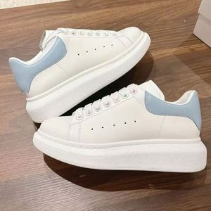 Luxurious Genuine Leather Walking Shoes <b>for</b> Men Women Cushioning Comfortable Breathable All Seasons Outdoor Sports Shoes - Product Image 1