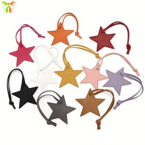 Five Pointed Leather Pendant Keychain Stylish <b>Key</b> <b>Rings</b> Five-Pointed Star Luggage Purse Decoration <b>Bag</b> Charm for Ladies - Product Image 3