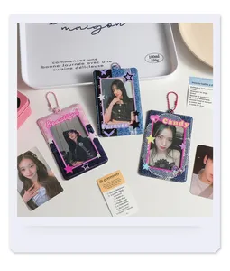 Pemegang kartu foto, gantungan kunci idola Love Heart Hollow 3 inci PVC Kpop