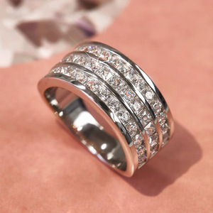 Anello a Tre Strati con Design Stellato, Stile Stratificato per Donne - Product Image 3