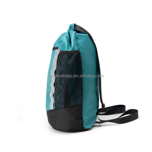 Sac à dos de randonnée imperméable en polyester 28L avec fermeture éclair géométrique pour jeunes, idéal pour le camping, le trekking et les voyages - Product Image 5