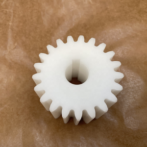 Engrenagem Espiral de Nylon Branca Personalizada M2.5 21T Pequena Engrenagem Plástica POM com Canal para Chaveta - Product Image 3