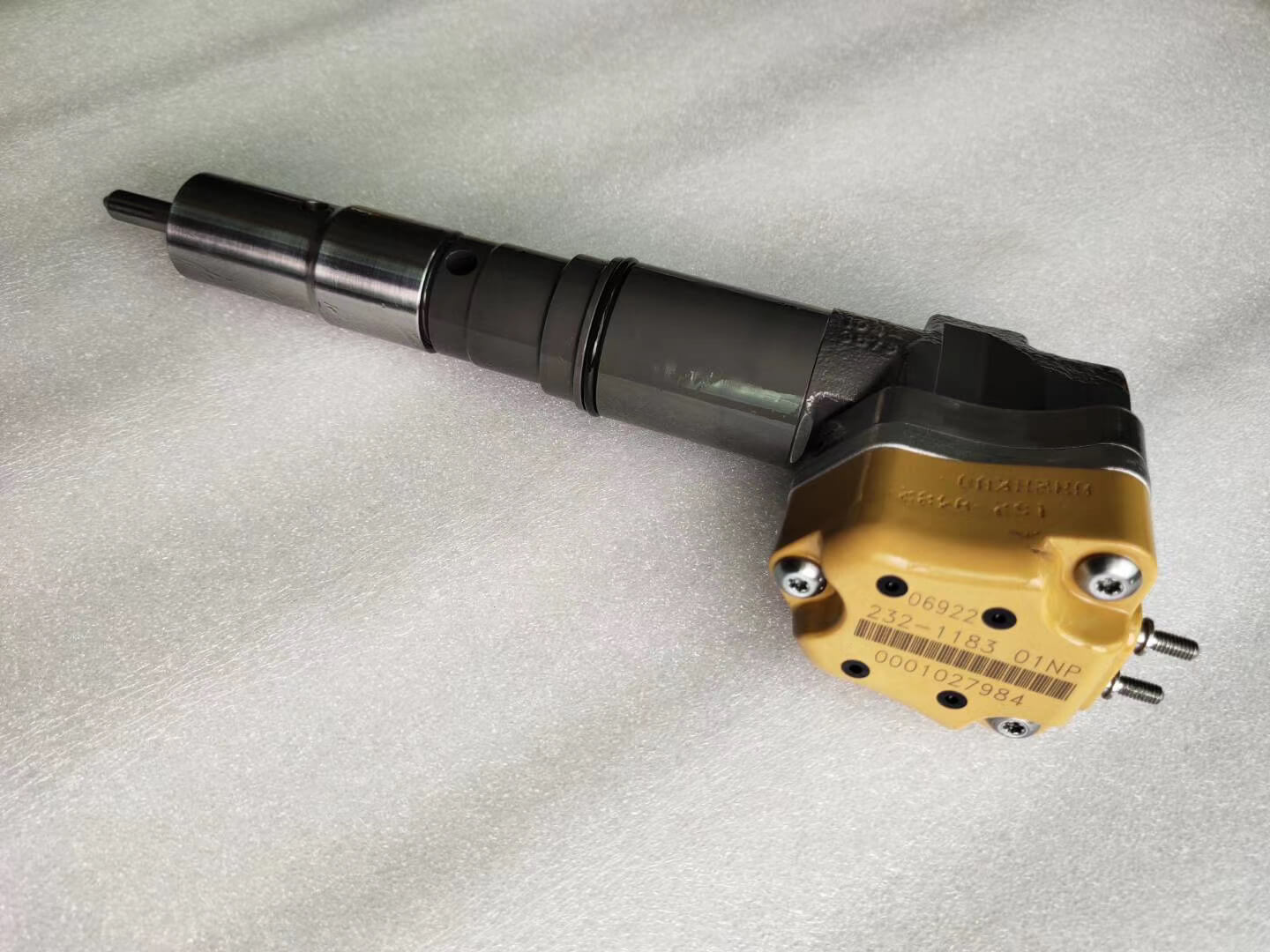 diesel injector nozzle 174-7526 10R-1265  common rail injector 174-7526 10R-1265 Injector for Caterpillar 3412E  3408E ENGINE