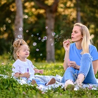 Jouets promotionnels en vrac pour fêtes, lot de 48, 6 couleurs, assortiment de mini-bâtonnets à bulles étoiles pour enfants
