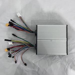 Juego de Controladores Liviae 52v 30A 60v 35A 72v 45A, Accesorios para Scooter Eléctrico, Controlador Delantero y Trasero con Acelerador de Dedo - Product Image 2