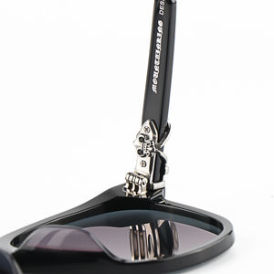 Gafas <span class=keywords><strong>de</strong></span> Sol <span class=keywords><strong>de</strong></span> Diseño Moderno para Hombre y Mujer, Marca Privada <span class=keywords><strong>de</strong></span> Lujo, Fabricante Chino 2025, Montura Grande para Playa, Protección UV, Logotipo Personalizado - Product Image 6