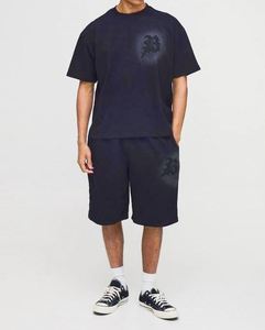 Conjunto de Camiseta y Pantalones Cortos Negros Oversize con Apliques, Estilo Streetwear Personalizado, 100% Algodón, Corte Regular - Product Image 6