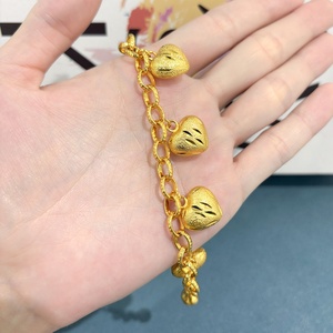 สร้อยข้อมือรูปหัวใจสีพีชชุบทอง 24K จาก Jxx Fashion ดีไซน์เก๋ไก๋ทันสมัย แบบโซ่และข้อต่อ ผลิตจากทองเหลือง ขายส่ง เหมาะสำหรับเป็นเครื่องประดับสำหรับผู้หญิง - Product Image 4