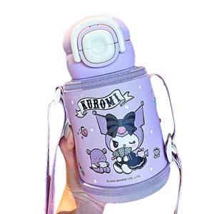 Botella de agua aislada Sanrio Kuromi de 500 ml con pajita para niños, regreso a clases, color morado - Product Image 1