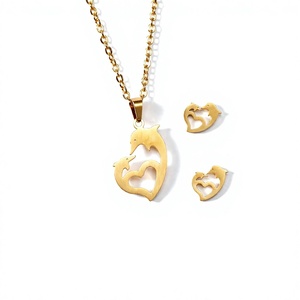 Juego de Collar y Pendientes de Acero Inoxidable con Baño de Oro PVD, Diseño de Delfín, Color Dorado, para Mujer, Regalo de Aniversario - Product Image 3