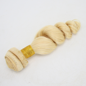 Đàn Piano Màu P4/613 bó 613 rắn sóng tự nhiên ý Curl ASH BLONDE Remy cơ thể con người tóc dệt nổi bật ý Curls - Product Image 5