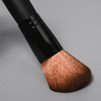Pinceau à blush Dongshen avec manche en bois, logo personnalisé, vente en gros, pinceau cosmétique vegan de haute qualité, poils synthétiques, maquillage