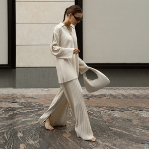 Roupas femininas soltas de escritório, venda quente de roupas femininas para escritório, <span class=keywords><strong>casual</strong></span>, soltas, plissadas, duas peças, manga comprida, perna larga, roupas elegantes - Product Image 1