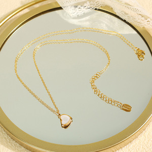 Collier pendentif en forme de cœur, plaqué or 18 carats, chaîne en acier inoxydable, bijou cadeau - Product Image 3