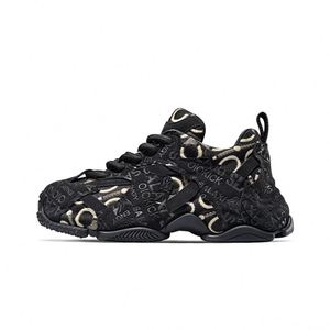 Zapatos Unisex Cyberpunk con Bordado y Estampado, Cierre de Lazo, Transpirables, con Aumento de Altura, Parte Superior de Cuero Genuino y Entresuela de Goma - Product Image 1