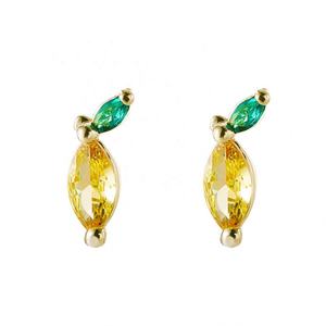 Boucles d'oreilles tendance pour femme en acier inoxydable plaqué or 14 carats, motif fruit, cœur, feuille, fleur, sculpturales et texturées, sur mesure pour soirée - Product Image 5