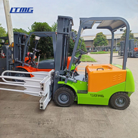 Élévateur de batterie li-ion à quatre roues pneu pneumatique 1.5 tonnes 2 tonnes chariot élévateur électrique pinces en caoutchouc mousse